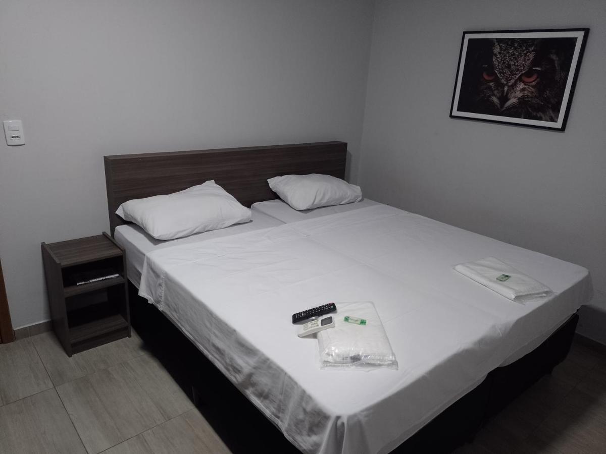Hotel Rof Telemaco Borba Bagian luar foto