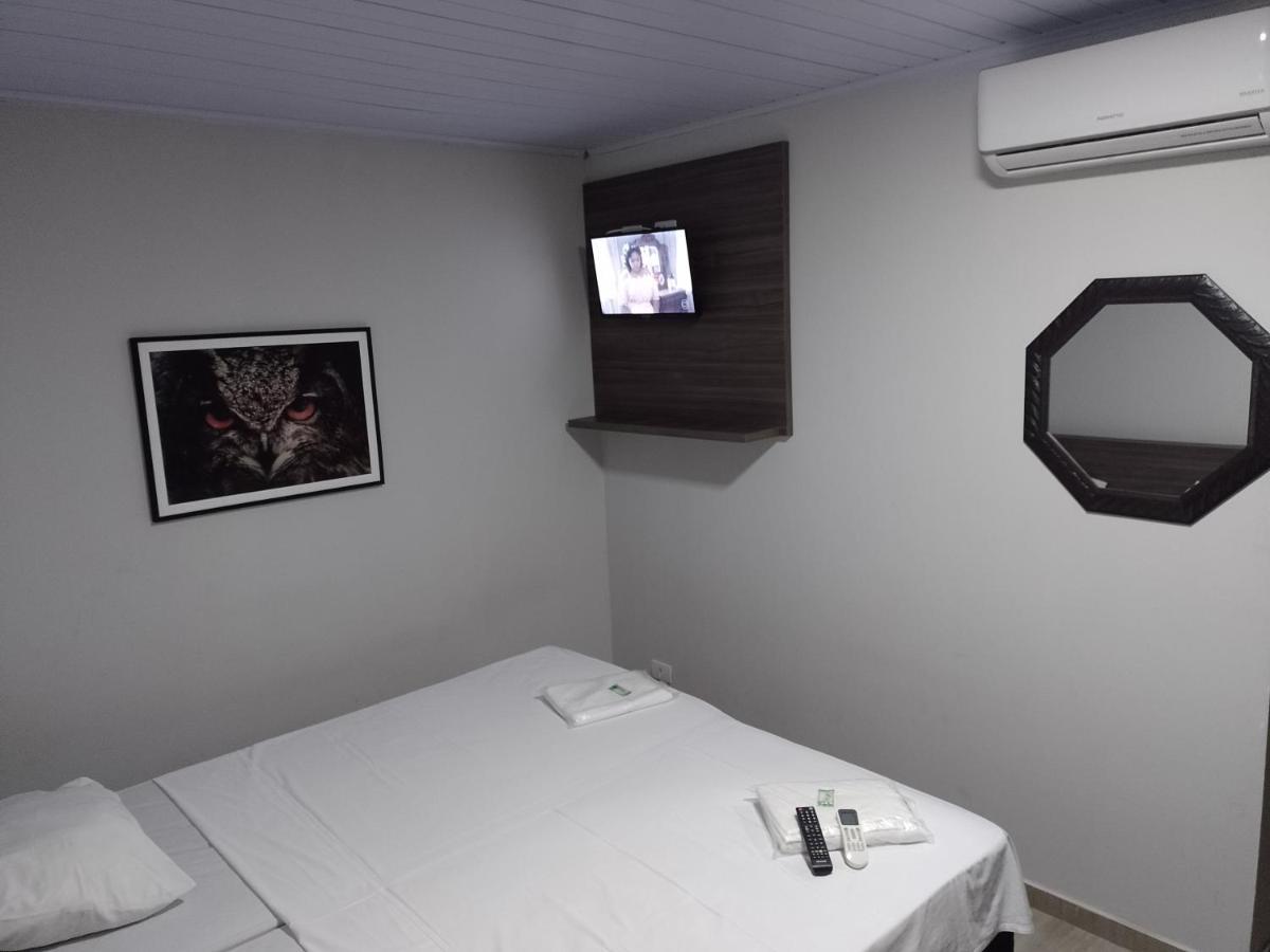 Hotel Rof Telemaco Borba Bagian luar foto