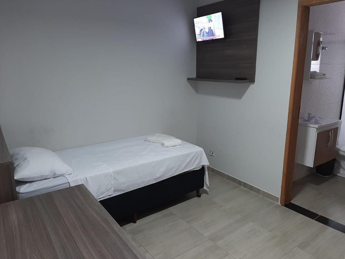 Hotel Rof Telemaco Borba Bagian luar foto