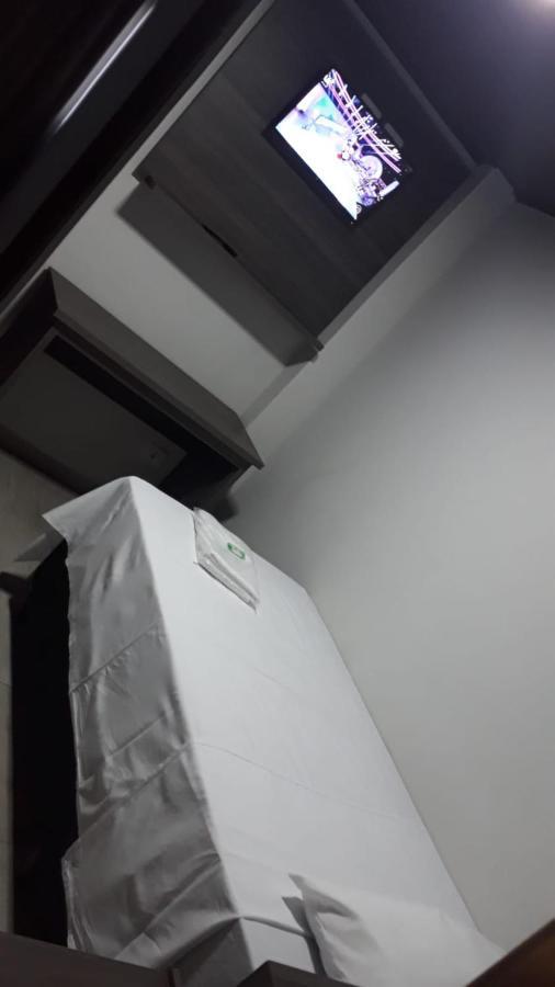 Hotel Rof Telemaco Borba Bagian luar foto