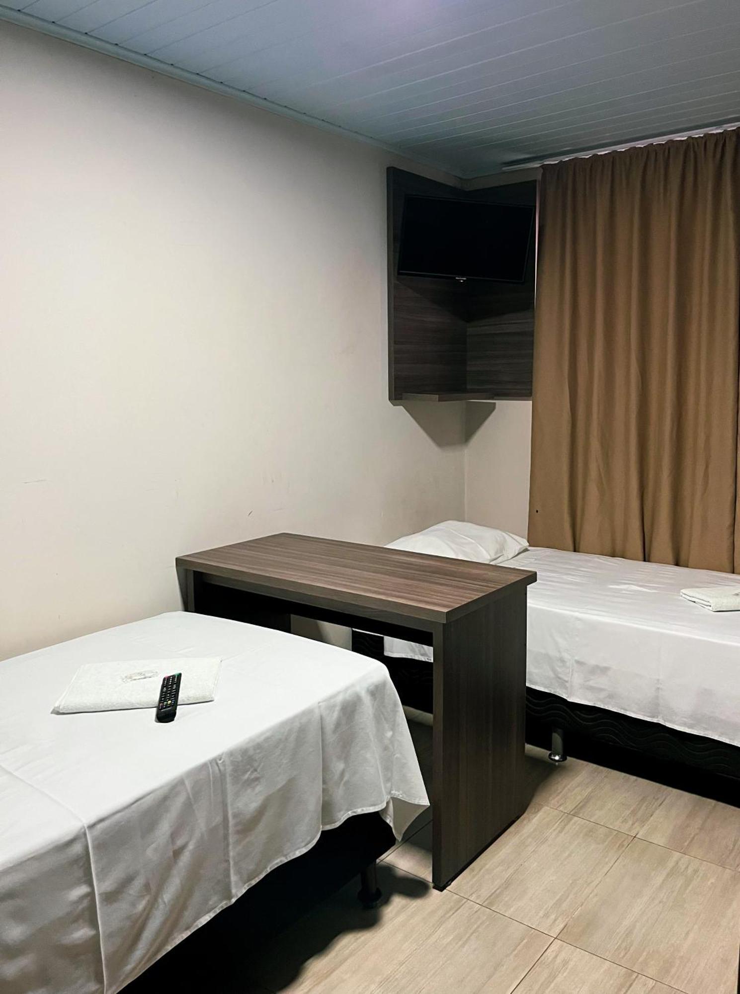 Hotel Rof Telemaco Borba Bagian luar foto